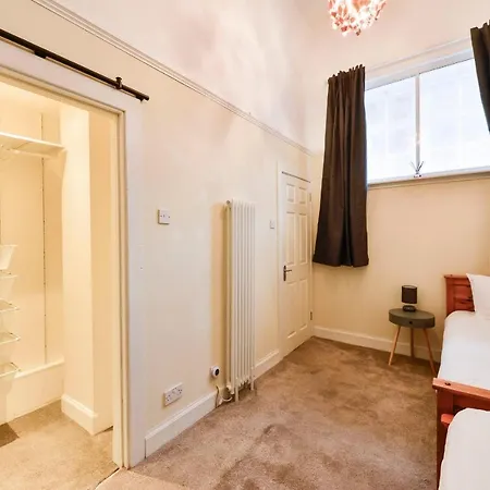 Guestready - Remarkable 2-Bedroom Apartment In Holyrood Park * Édimbourg