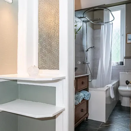 Pass The Keys Quiet 2beds Flat With High Ceilings And Great Views