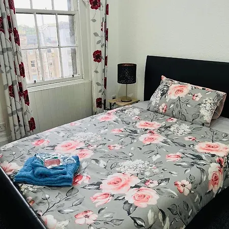 Historic Royal Mile Flat , 5min From Waverly Railway Station 公寓