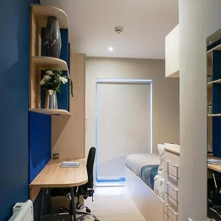 For Students Only - Straits Meadow - Near Edinburgh City Centre *