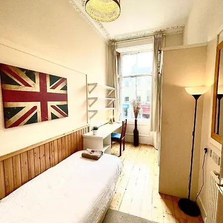 Central - Large Groups Hotel 3*
