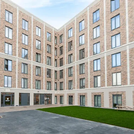 Apartment For Student Only - Straits Meadow In Edinburgh City Centre *