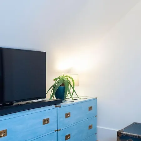 Charming Cosy Flat In The Heart Of Edinburgh شقة *