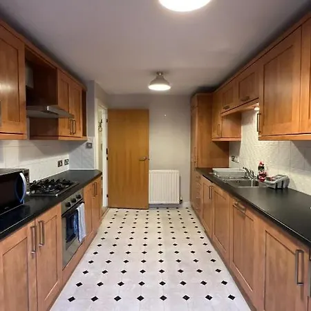 شقة Centre - Powderhall Modern Spacious 2 Bedroom With Free Parking إدنبرة