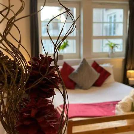 Centre - Powderhall Modern Spacious 2 Bedroom With Free Parking شقة إدنبرة