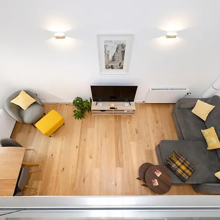 Modern 3-storey 3-bedroom * 에든버러
