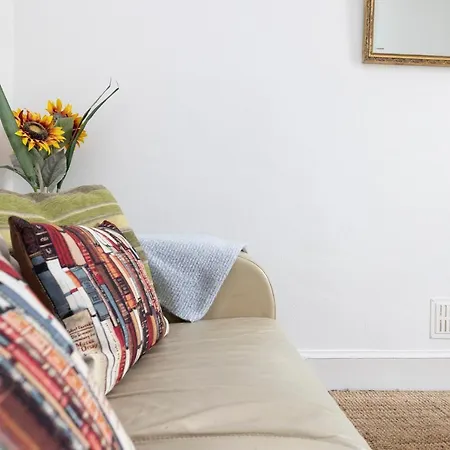 Joivy Cosy Flat In The Heart Of