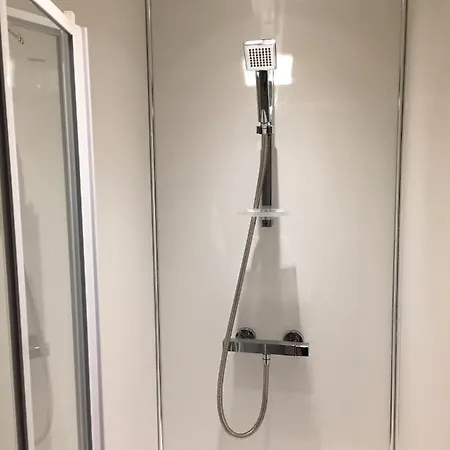 Lägenhet One Bedroom Flat On Ground Floor Edinburg