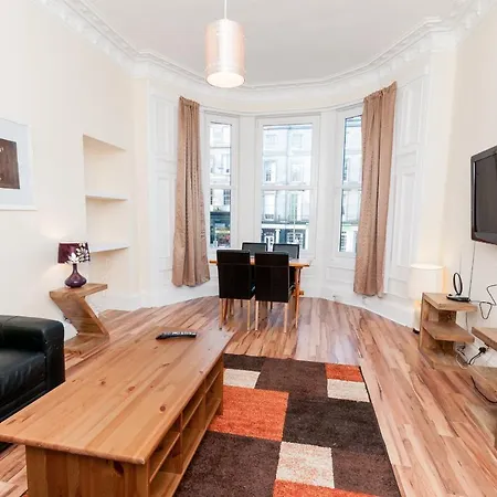 Charming Large City Centre Apartment Apartment