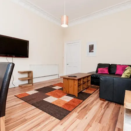 Charming Large City Centre Apartment