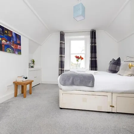 Joivy Cosy Flat In The Heart Of Apartment Edinburgh