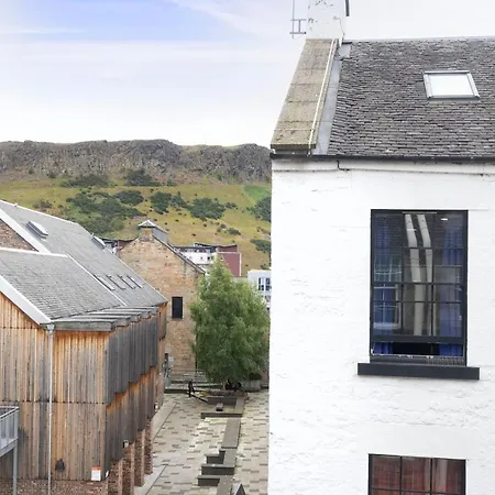 Joivy Cosy Flat In The Heart Of