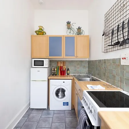 Joivy Cosy Flat In The Heart Of Edinburgh