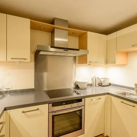 Lovely Apt Near Botanic Garden 公寓 爱丁堡