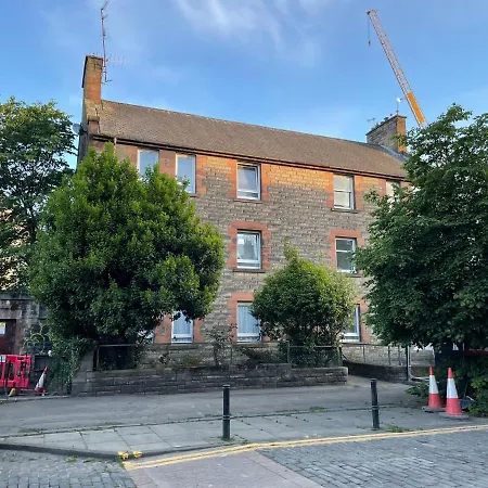 The Amazing Iona Street - 2 Bedroom Free Parking *
