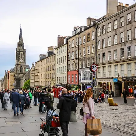 Silver Lining-royal Mile Apartment