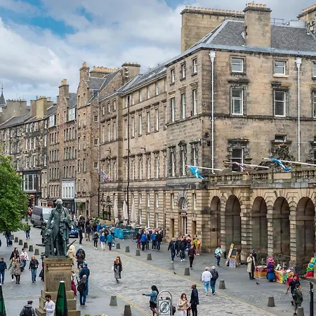 Luxury 3 Bedroom On Edinburgh's Royal Mile Appartement *