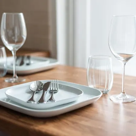 Luxury 3 Bedroom On Edinburgh's Royal Mile