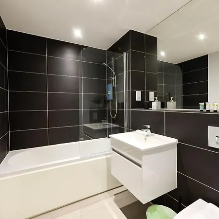 Guestready - Splendid Flat In Leith With Parking! *