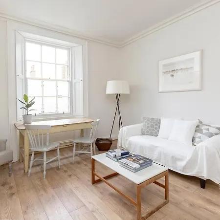 Pass The Keys Modern And Homely 1Bed Flat In Chic Area Of The City