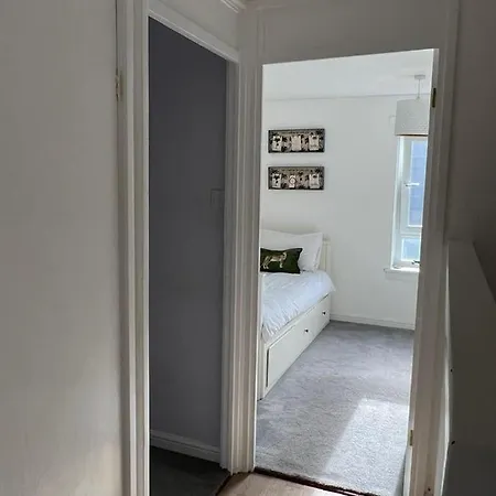 Holyrood Duplex 3- Bedrooms Appartement