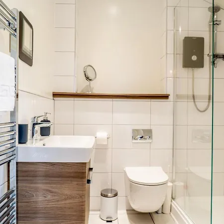 Pass The Keys Beautiful 2-Bd Penthouse With Amazing Views Appartement *