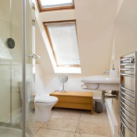 Brunswick St Apartment *