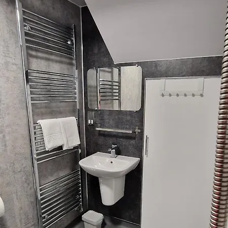 Heart Of Alba - Lovely 1 Bed Flat Apartment *