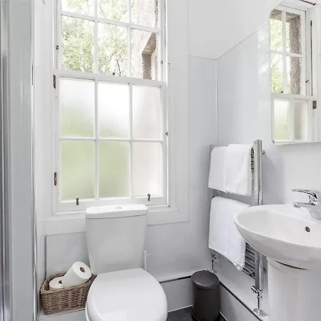 Pass The Keys Modern And Homely 1Bed Flat In Chic Area Of The City شقة *