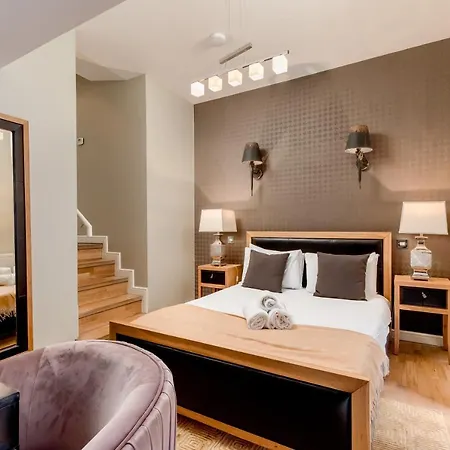 Royal Mile By Joivy *