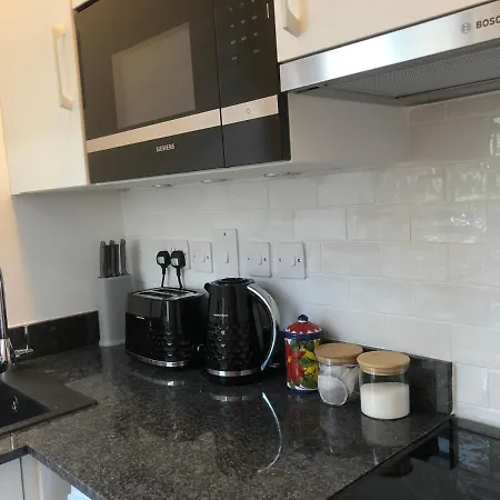 Cosy One Bedroom Flat In Center 아파트