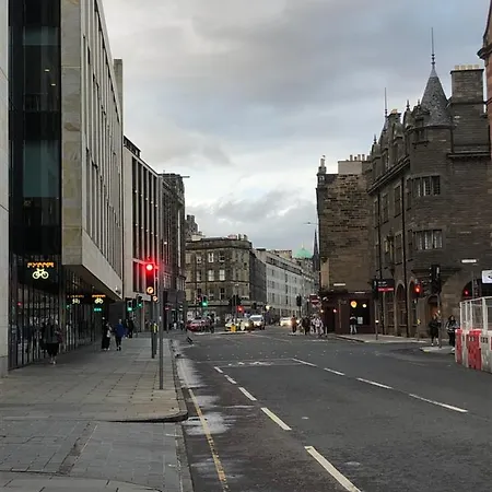 Cosy One Bedroom Flat In Center 아파트 *