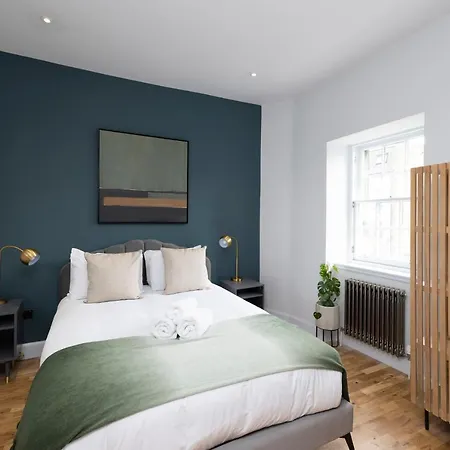 Dragon Luxury Serviced At Alva Street Apartmán *