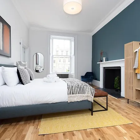 Dragon Luxury Serviced At Alva Street Apartment Edinburgh