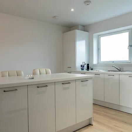 Pass The Keys Beautiful 2-Bd Penthouse With Amazing Views Apartment Edinburgh