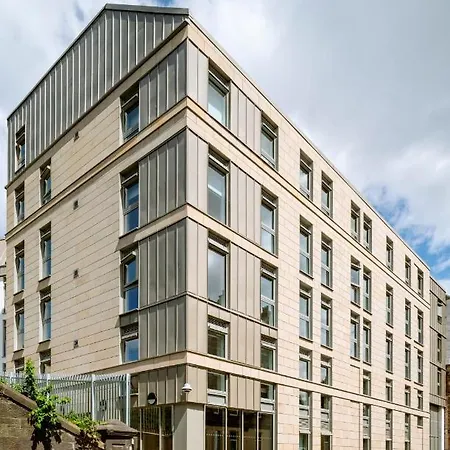 Apartments At Murieston Crescent In Edinburgh אדינבורו