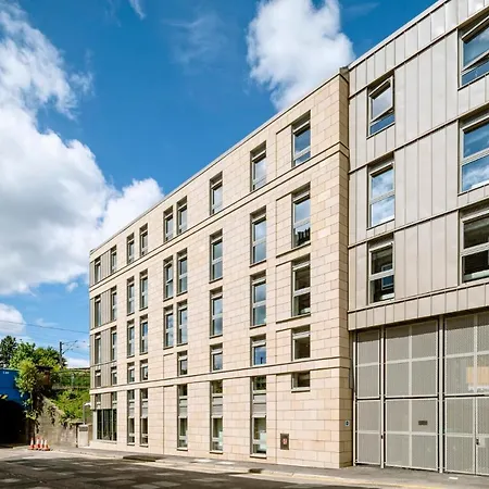 Apartments At Murieston Crescent In Edinburgh אדינבורו
