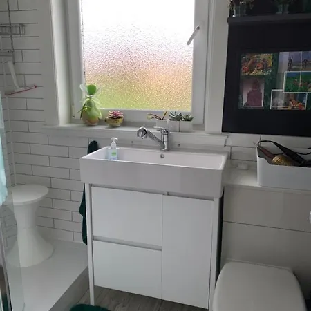 Bedroom In Findlay * Edinburgh