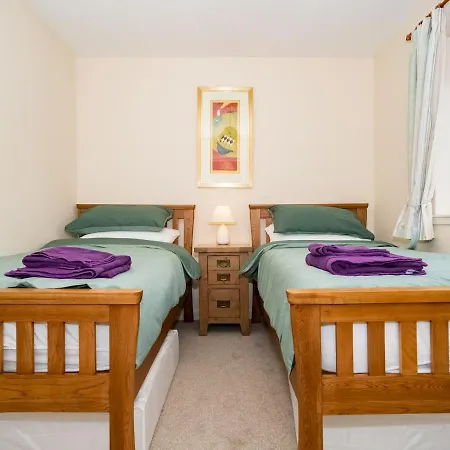Pass The Keys Chic 2bed Flat With Stunning Views And Free Parking * 爱丁堡