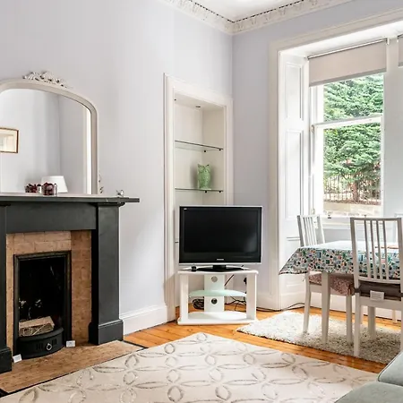 The Amazing Belford Road 2 Bedroom Near West End Apartment *