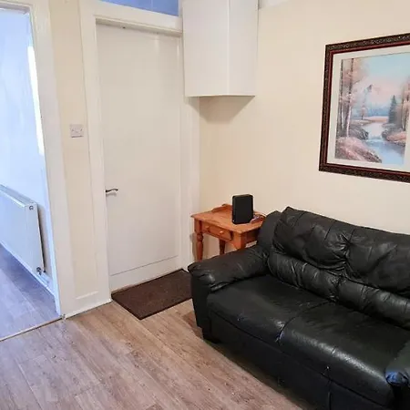 Spacious City Centre Double Ensuite Room