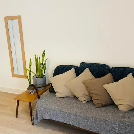 Ground Floor 1 Bedroom Flat In The Centre Edinburgh