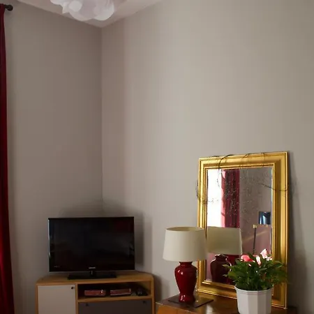 Lovely 1 Bed Flat In Stockbridge, Near Edinburghs Centre Apartment *