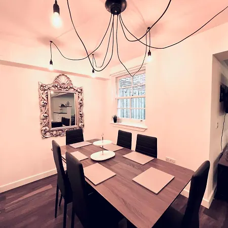 Pass The Keys Stunning 4bed House With Private Sauna In Centre