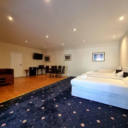 Park View House Hotel 3*