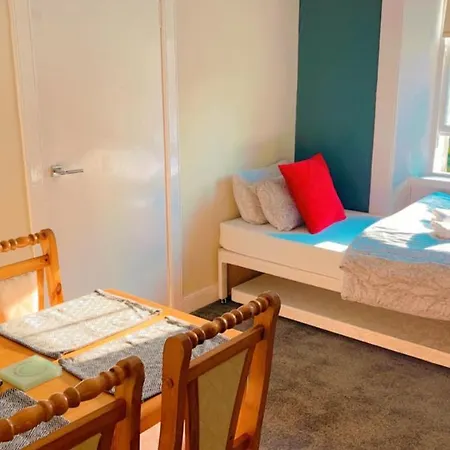 Leven Apartment Edinburgh