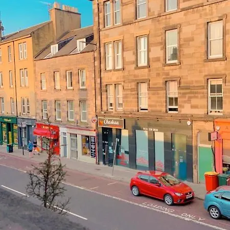 Leven * Edinburgh