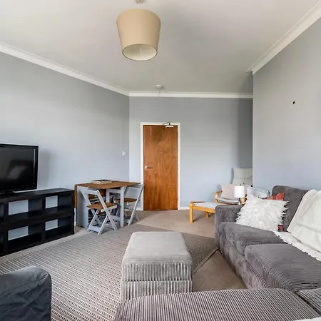 Apartment The Amazing Learmonth Court Near Stockbridge 3 Bedrooms *