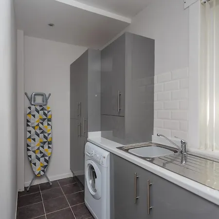 Appartement Lovely 2-bed Upper In Kirkliston Edi Airport Édimbourg