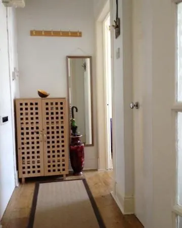 One Bed Room Flat With One Kind Size Bed And One Sofa Bed Appartement